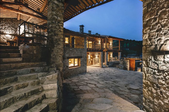 la_cerdanya_farmhouse-architecture-kontaktmag14