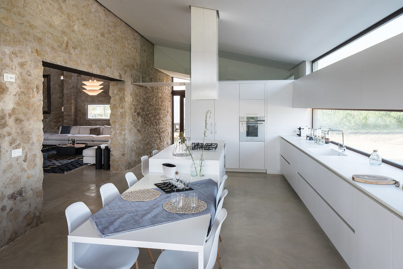 Girona_Farmhouse-interior_design-kontaktmag-06